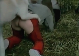 White doggy is penetrating her little juicy twat