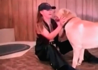 Massive Retriever fucks with an awesome slender zoophile