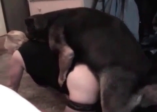 Elegant blonde want to fuck with her doggy
