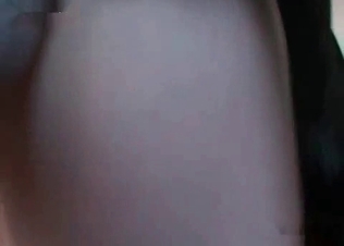 Black hound enjoys dirty amateur zoo porn