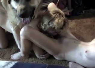 Gigantic dog in a brutal zoo 3some