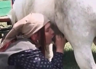 Farm girl takes a horse wiener