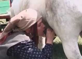 Farm girl takes a horse wiener