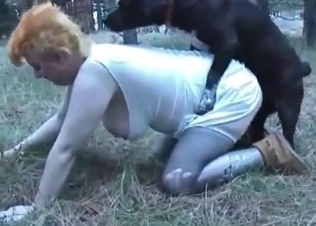 Two ladies are fucking with the dogs